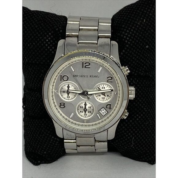 Michael Kors MK5076 Womens Stainless Steel Analog Silver Dial Quartz Watch XX370 - Picture 1 of 12